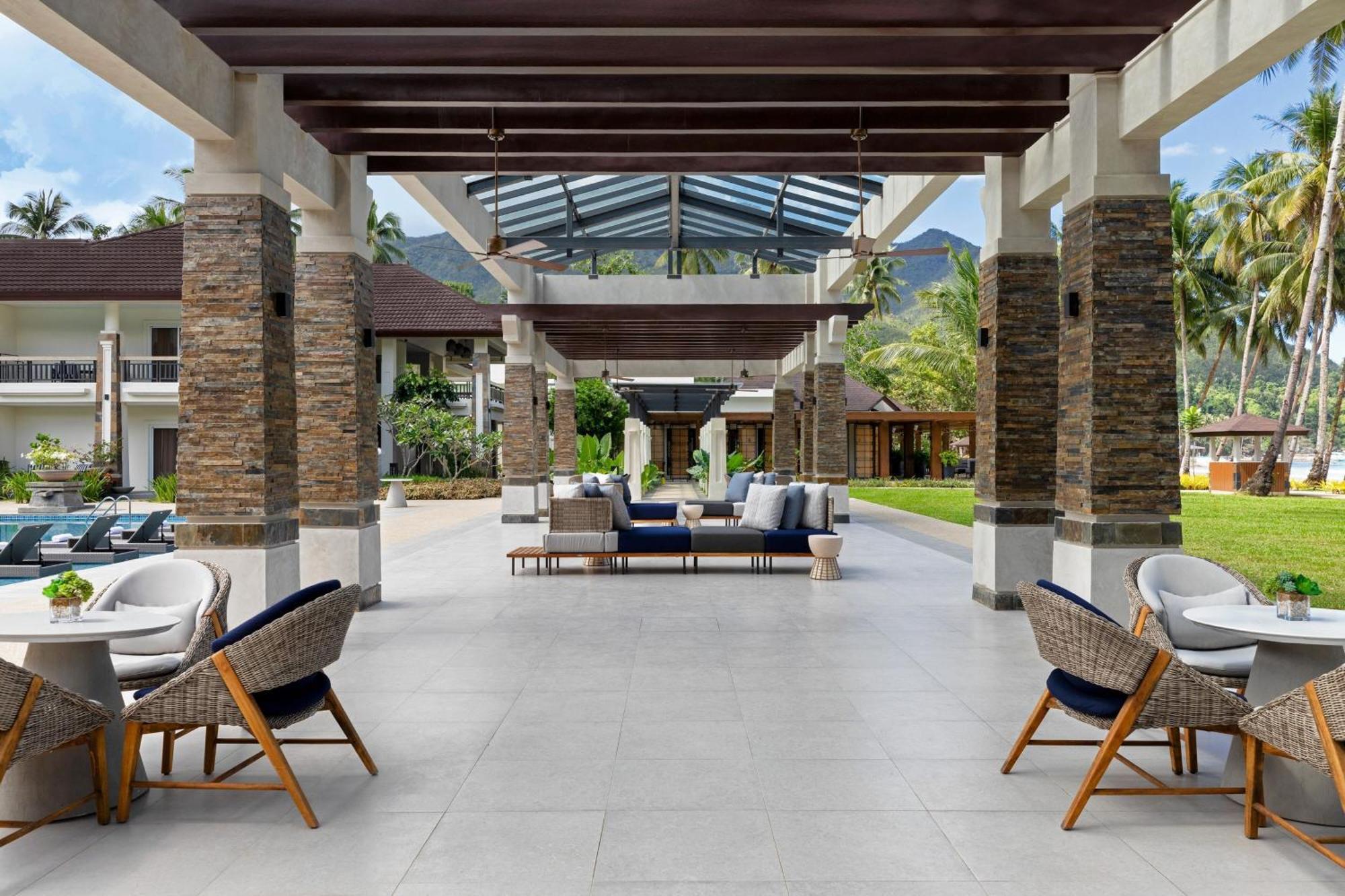 Four Points By Sheraton Palawan Puerto Princesa Екстериор снимка