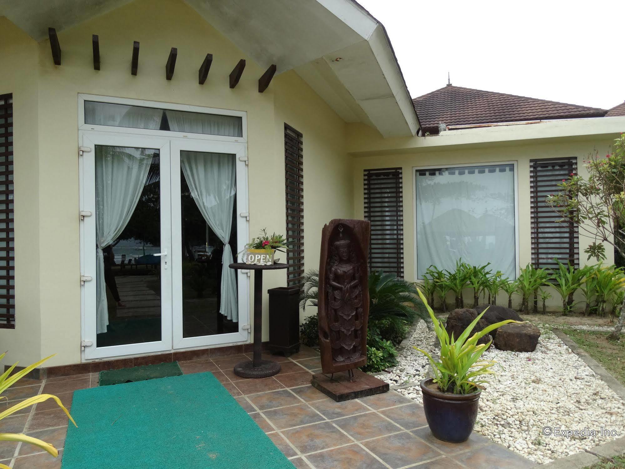 Four Points By Sheraton Palawan Puerto Princesa Екстериор снимка