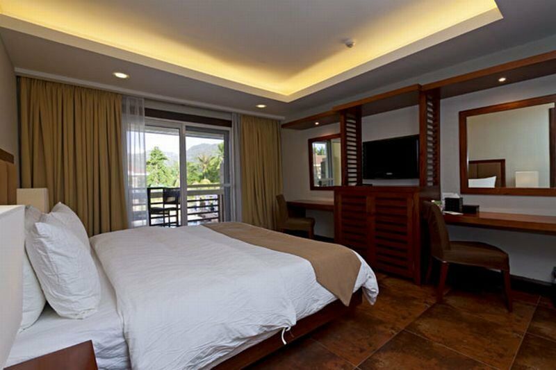 Four Points By Sheraton Palawan Puerto Princesa Екстериор снимка